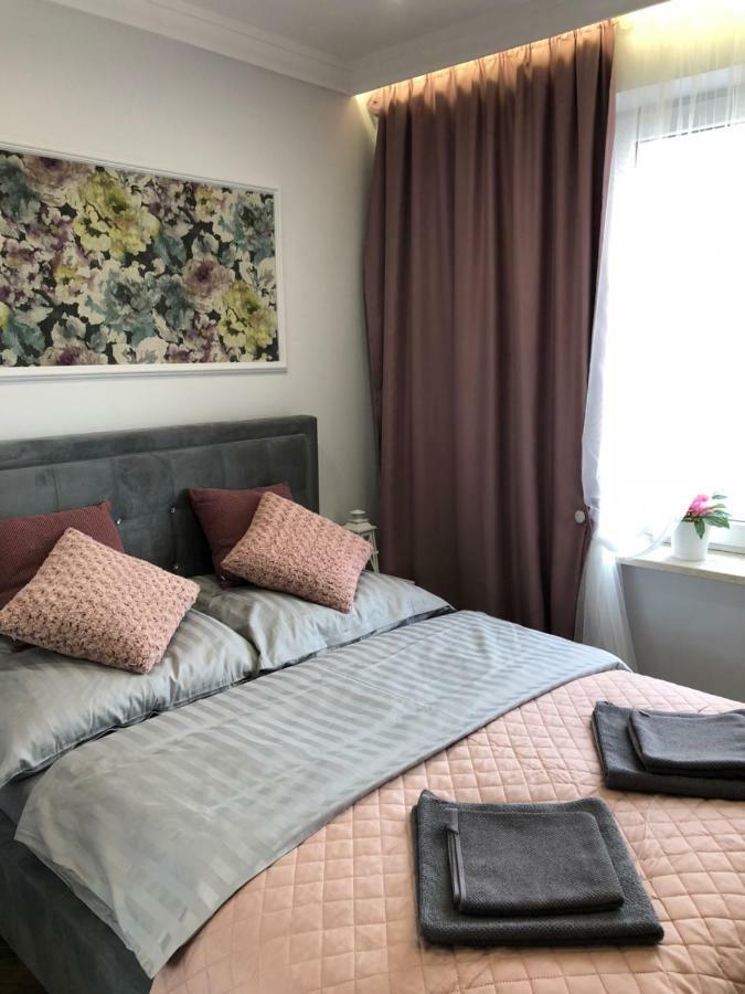 Family & Business Sauna Apartments Paderewskiego Sienkiewicza No2 Centrum Downtown - 2 Bedroom With Private Sauna, Bath With Hydromassage, Parking Kielce Eksteriør billede